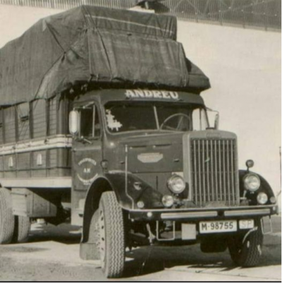 Applications of rear-view mirrors from the 'metal' period.