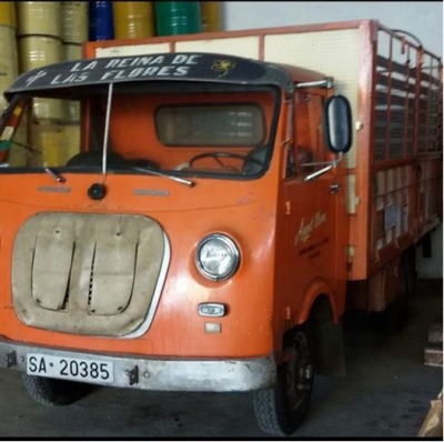 Applications of rear-view mirrors from the 'metal' period.